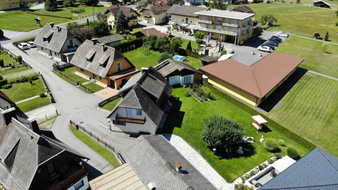 Fewo Steiner Apartamento Tröpolach Exterior foto